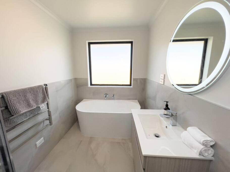 Peaceful 5 Bedrooms Retreat 罗托鲁阿 外观 照片