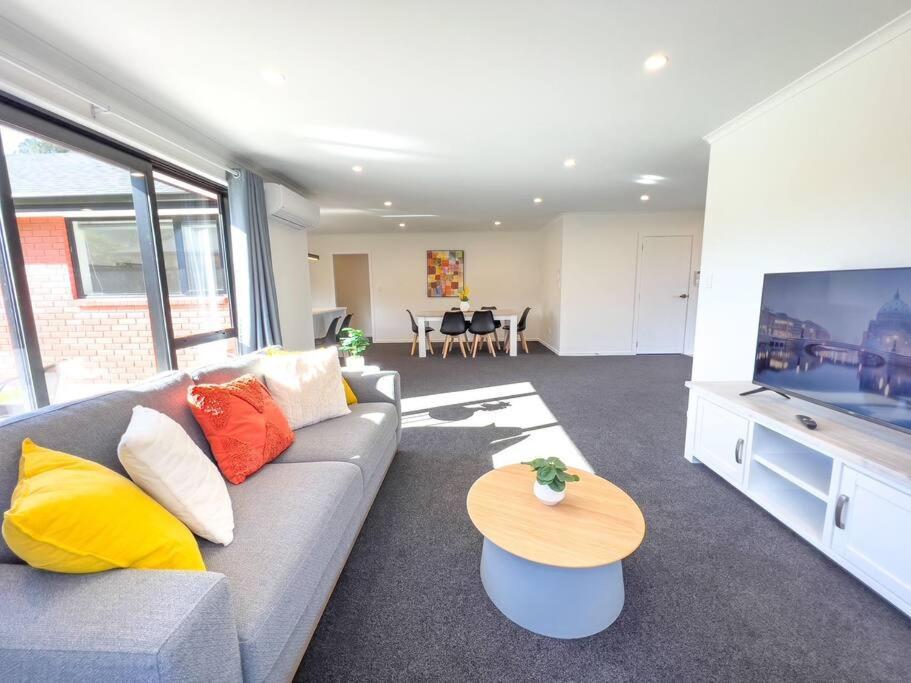 Peaceful 5 Bedrooms Retreat 罗托鲁阿 外观 照片